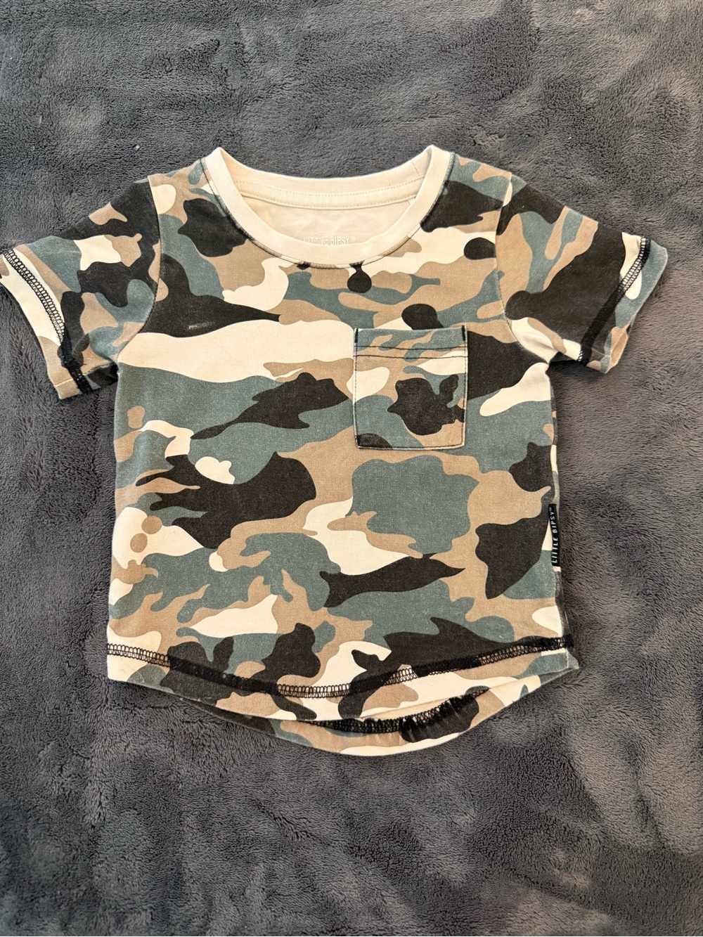 Little Bipsy camo tee 6-12m